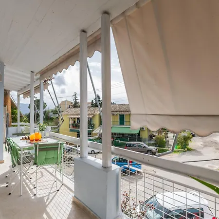 3bdr Sunny Apartment, Corfu Town *