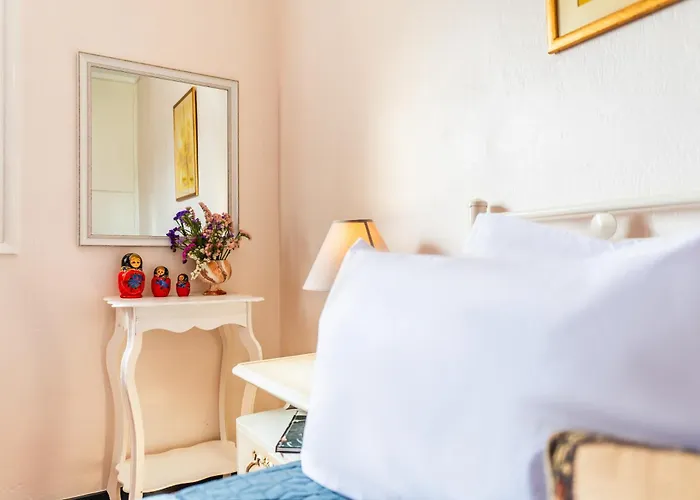 3bdr Sunny Apartment, Corfu Town Apartamento Alepou