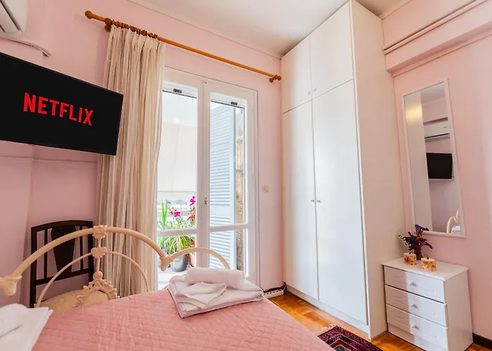 3bdr Sunny Apartment, Corfu Town